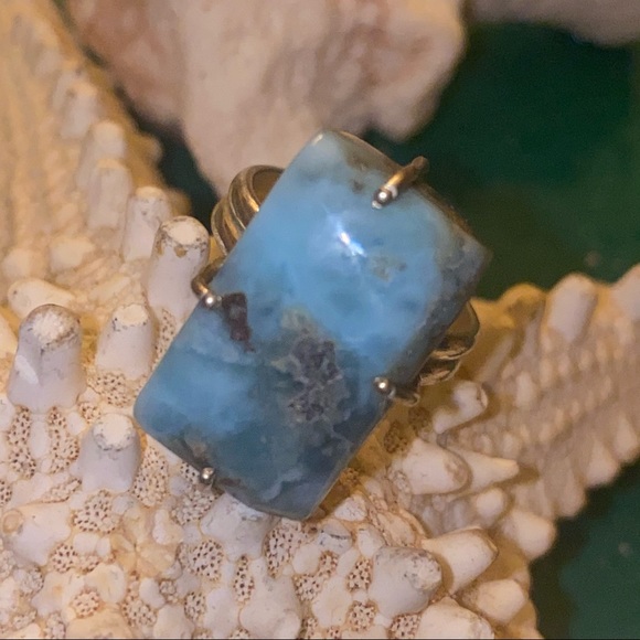 Jewelry - SALE ⭐️ Caribbean Larimar ring